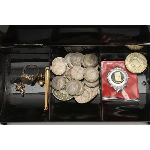 103 - A SMALL TIN OF ASSORTED ITEMS, to include a gents 'Starlon' watch head, requires attention, other na... 