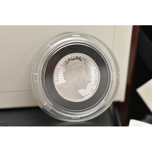 122 - THE PLATINUM WEDDING ANNIVERSARY 2017, Quarter Ounce Platinum Proof Coin 999.5 Platinum, 7.486 grams... 