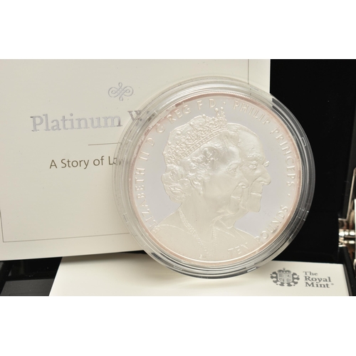 125 - THE ROYAL MINT PLATINUM WEDDING 2017 FIVE OUNCE SILVER PROOF COIN £10, denomination 999 Ag, 156.295 ... 