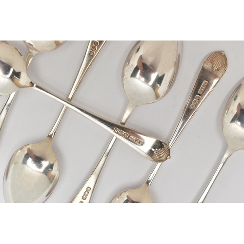 92 - A SET OF TWELVE GEORGE V SILVER TEASPOONS, Queen Anne pattern teaspoons, hallmarked 'J Thompson & So... 