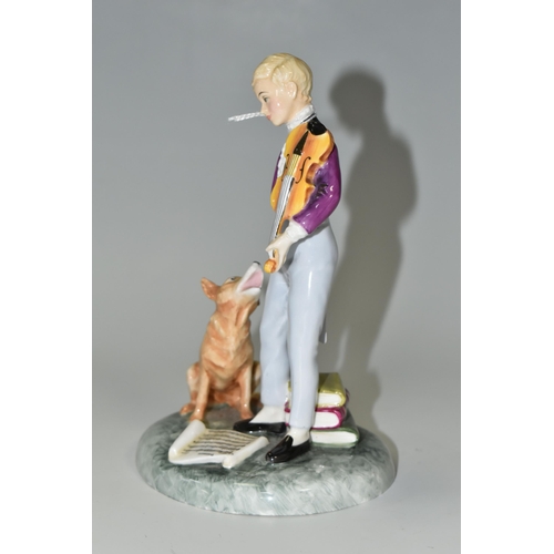 342 - A ROYAL DOULTON FIGURE 'THE YOUNG MASTER' HN2872 (Condition Report: appears to be in good condition,... 