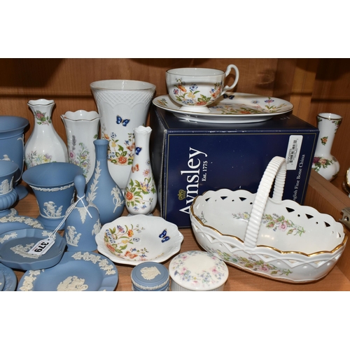 379 - A COLLECTION OF WEDGWOOD PALE BLUE JASPERWARE, AYNSLEY, WEDGWOOD, MINTON AND ROYAL WORCESTER GIFTWAR... 