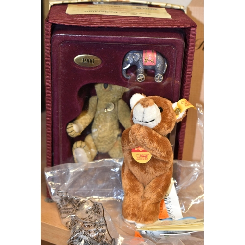 393 - A BOXED LIMITED EDITION STEIFF REPLICA ROLLY POLLY BEAR 1909, beige coloured mohair, white ear tag 4... 