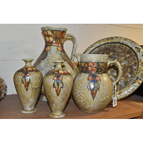 417 - FIVE PIECES OF CRANSTON POTTERY, tube lined 'Tukon' pattern on a mottled glaze, comprising a large c... 