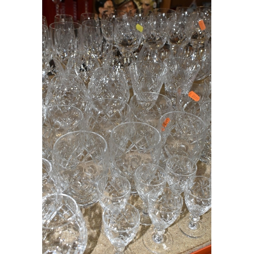 443 - A SUITE OF WEBB CORBETT/ROYAL DOULTON 'GEORGIAN' PATTERN CUT CRYSTAL, comprising twelve white wine g... 