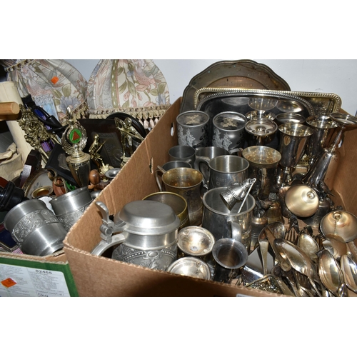 469 - TWO BOXES OF METALWARE AND TABLE LAMPS, to include five table lamps, a brass oil lamp with glass sha... 