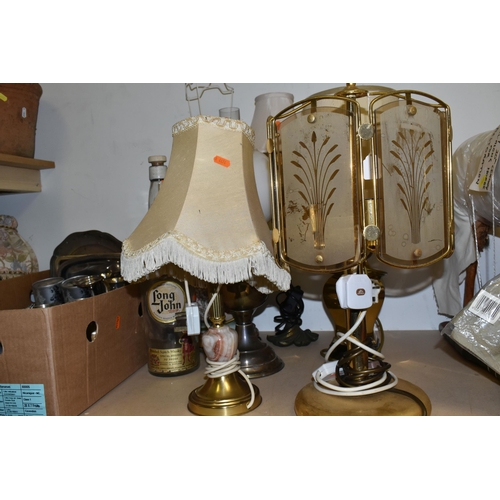 469 - TWO BOXES OF METALWARE AND TABLE LAMPS, to include five table lamps, a brass oil lamp with glass sha... 