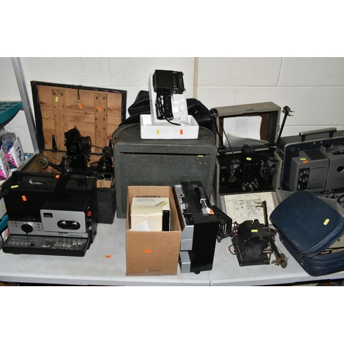 492 - VINTAGE CINE EQUIPMENT ETC, to include a Bell & Howell 16mm TQ1 Filmosound projector, GB Equipments ... 