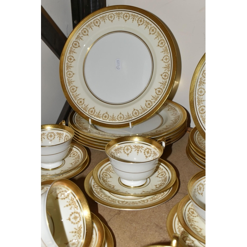 573 - AYNSLEY 'GOLD DOWERY 7982' PART DINNER SERVICE, comprising of six of each of the following, teacups,... 