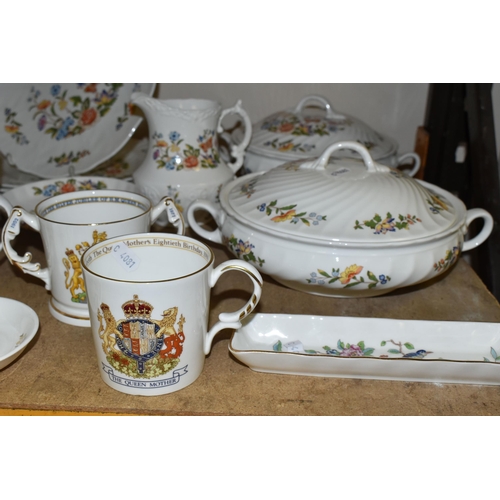 575 - AYNSLEY DINNER WARES AND GIFT WARES ETC, to include 'Cottage Garden' dinner plates, starter plates, ... 