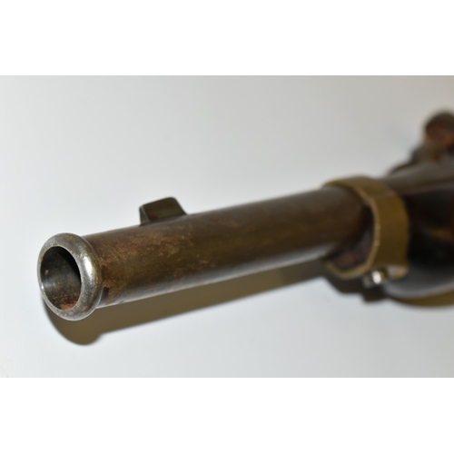 199 - A REPLICA 20 BORE FLINTLOCK POTSDAM PRUSSIAN ARMY ISSUE MILITARY PISTOL FITTED WITH AN 8¾'' BARRE it... 