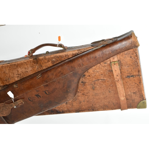 208 - A HIGH QUALITY LEATHER ON OAK DOUBLE SHOTGUN CASE, designed to accommodate two shotguns with 30'' ba... 