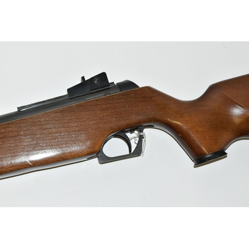 223 - A .177'' SPANISH NORICA MODEL 80-6 HINGED ACTION SPRING AIR RIFLE, serial number F11297, it is fitte... 