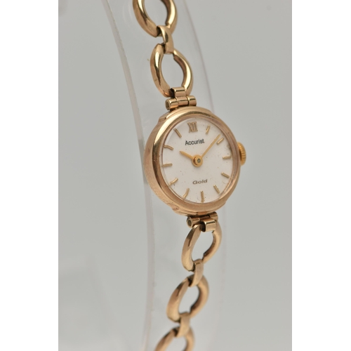 41 - A LADYS 9CT GOLD 'ACCURIST' WRISTWATCH, quartz movement, round white dial signed 'Accurist Gold', Ro... 