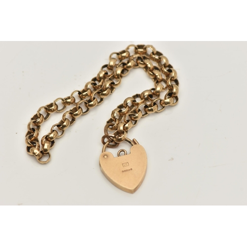 140 - A 9CT GOLD BELCHER CHAIN BRACELET, fitted with a heart padlock clasp, hallmarked 9ct London, length ... 