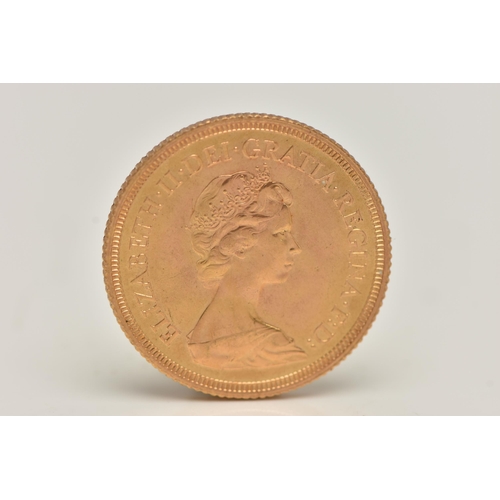 166 - A MID 20TH CENTURY FULL GOLD SOVEREIGN COIN, depicting Queen Elizabeth II, dated 1974, approximate g... 