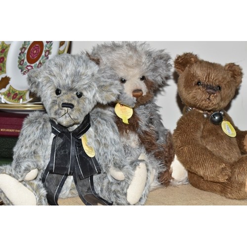 366 - FIVE CHARLIE BEARS, comprising CB121312 Fredbear, CB 621318 Iggy, CB124907 Bronwyn, CB131389 Poppet,... 