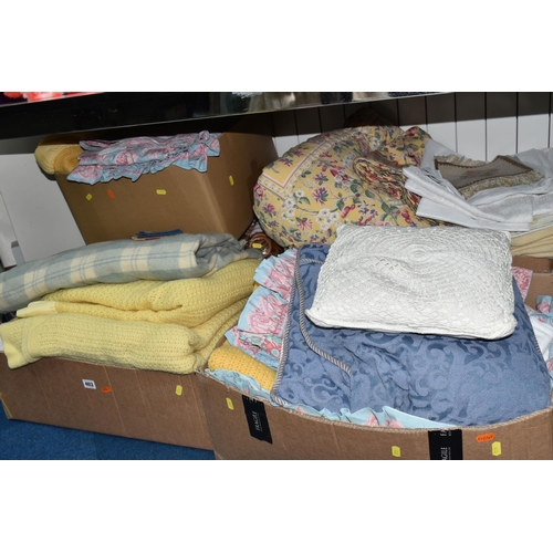 403 - FIVE BOXES OF WOOLLEN BLANKETS, BED THROWS AND CUSHIONS, to include duvet cover sets, bed sheets, fl... 