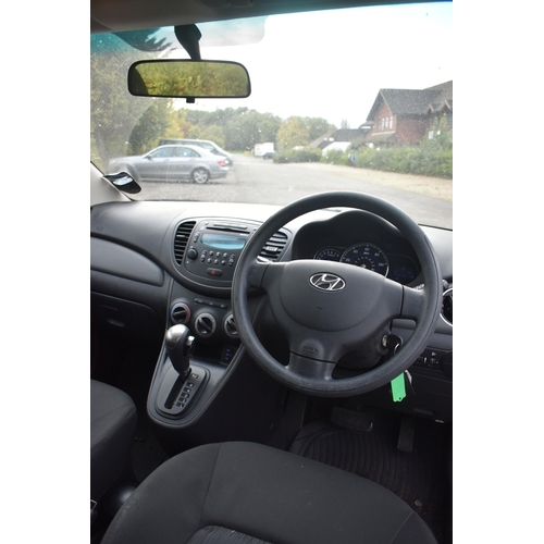 1004 - A HYUNDAI I10 ACTIVE AUTO HATCHBACK, REGISTRATION NUMBER VO62 YXM, five doors, 1248cc petrol engine,... 