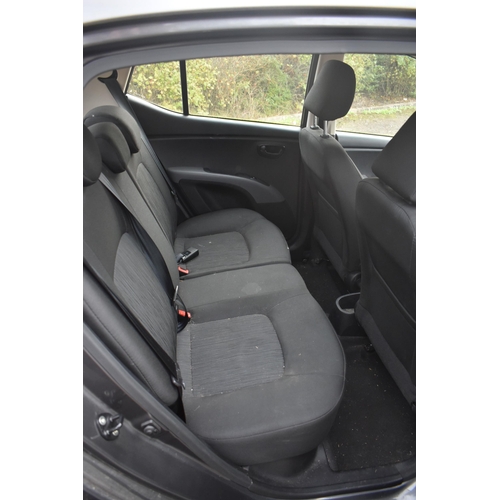 1004 - A HYUNDAI I10 ACTIVE AUTO HATCHBACK, REGISTRATION NUMBER VO62 YXM, five doors, 1248cc petrol engine,... 