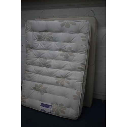 1420 - A 4FT6 DIVAN BED AND SLEEPMASTERS MATTRESS