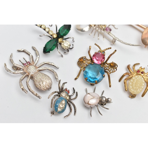 84 - AN ASSORTMENT OF INSECT BROOCHES, a selection of eight white and base metal brooches in forms such a... 