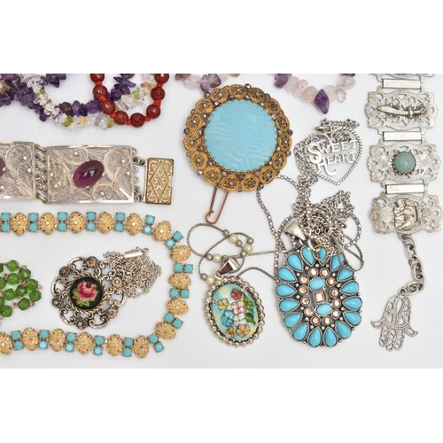 91 - AN ASSORTMENT OF JEWELLERY, to include ten semi-precious beaded necklaces, gemstones to include amet... 