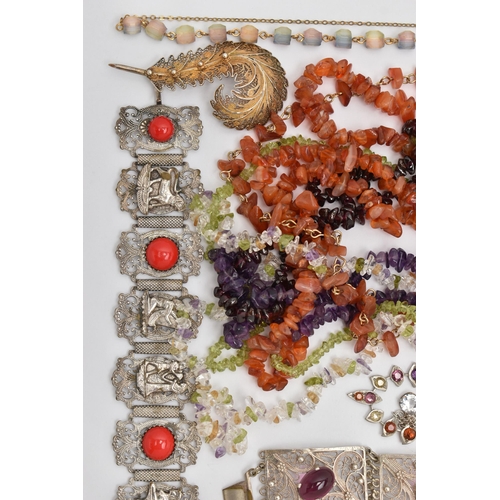 91 - AN ASSORTMENT OF JEWELLERY, to include ten semi-precious beaded necklaces, gemstones to include amet... 