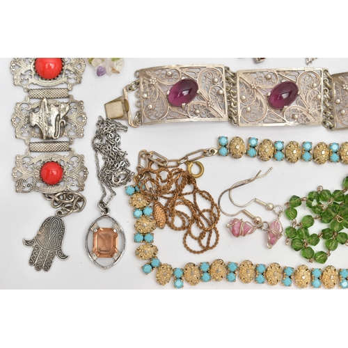 91 - AN ASSORTMENT OF JEWELLERY, to include ten semi-precious beaded necklaces, gemstones to include amet... 