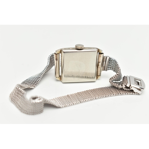 131 - AN EARLY 20TH CENTURY COCKTAIL WATCH, the 18ct case circular face within a square shape surround set... 