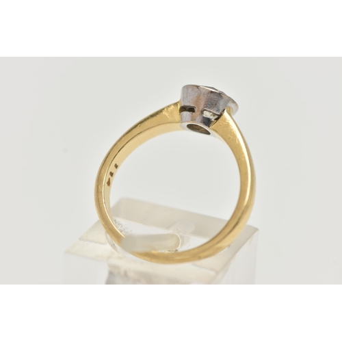 157 - AN 18CT GOLD SINGLE STONE DIAMOND RING, the brilliant cut diamond within a collet setting to the pla... 