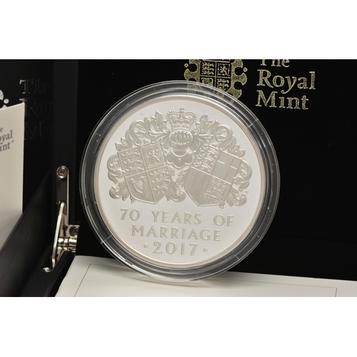 161 - THE ROYAL MINT PLATINUM WEDDING 2017 FIVE OUNCE SILVER PROOF COIN £10, denomination 999 Ag, 156.295 ... 