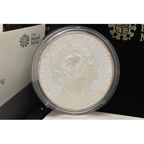 161 - THE ROYAL MINT PLATINUM WEDDING 2017 FIVE OUNCE SILVER PROOF COIN £10, denomination 999 Ag, 156.295 ... 