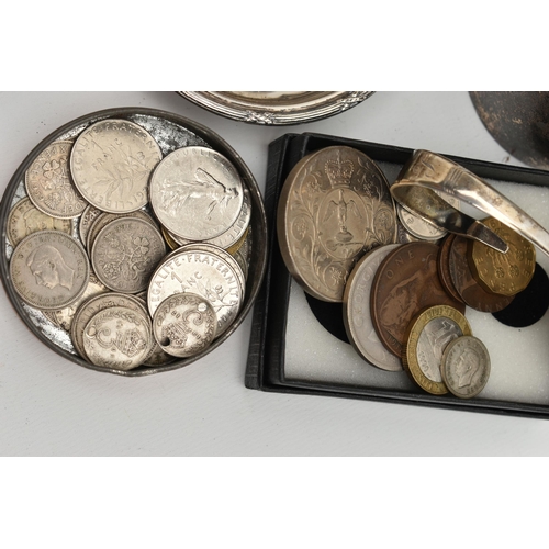 218 - A SMALL BOX OF SILVER AND ITEMS, to include a late Victorian silver bed chamber candle stich holder,... 