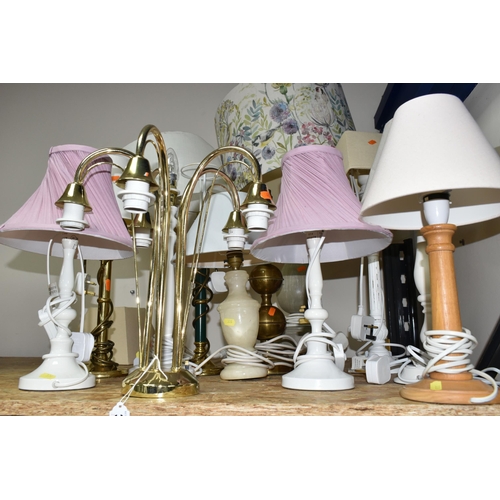 326 - THIRTEEN TABLE LAMPS, generally modern/late twentieth century, most with shades (13) (Condition Repo... 