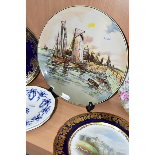 380 - A COLLECTION OF NAMED PORCELAIN, comprising a Hammersley & Co. hand painted cabinet plate with a cob... 