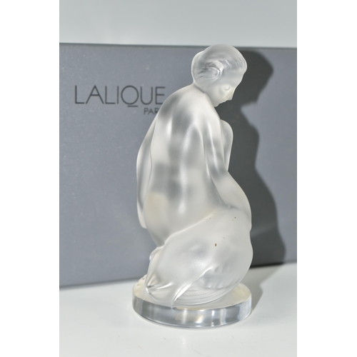 397 - A BOXED LALIQUE FIGURE OF LEDA AND THE SWAN, the female nude figure kneeling beside the swan, froste... 