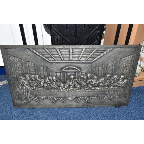 436 - A MODERN CAST METAL WALL PLAQUE AND FIREGUARD, comprising a cast metal wall plaque of 'The Last Supp... 