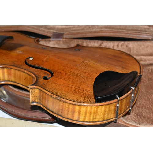 471 - A LATE 19TH / EARLY 20TH CENTURY VIOLIN IN NEED OF RESTORATION, two piece back, no labels to the int... 