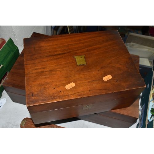 513 - TWO WRITING BOXES AND A WOODEN PENCIL BOX, comprising a writing box with red velvet writing surface,... 