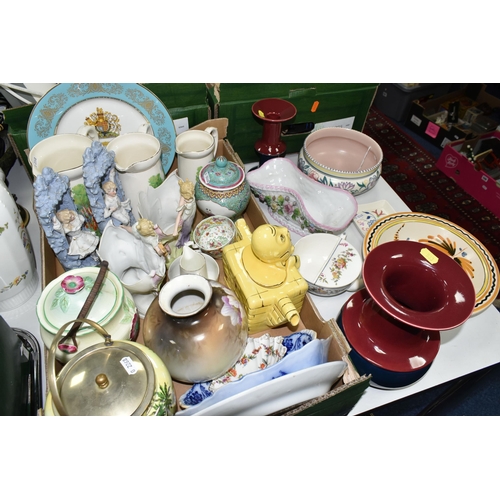 533 - ONE BOX OF CERAMICS, to include a Famille Rose pattern ginger jar, a Rosenthal 'Studio-Line' vase an... 