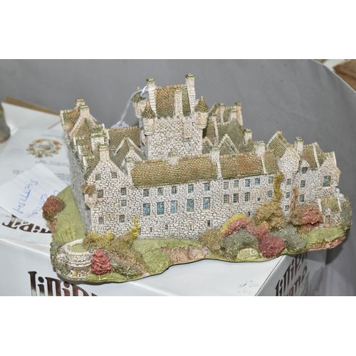 561 - TWO BOXED LIMITED EDITION LILLIPUT LANE SCULPTURES, comprising Cawdor Castle no 165/3000, with certi... 