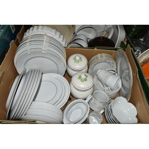 570 - SIX BOXES OF CERAMICS AND GLASSWARE, to include mid-twentieth century dinnerware, oven dishes, table... 