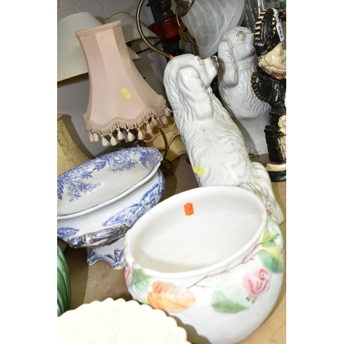 583 - A GROUP OF TABLE LAMPS, PLANTERS, VASES AND SUNDRY ITEMS, to include a cast iron doorstop in the for... 