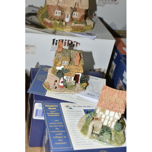 615 - SIXTEEN BOXED LILLIPUT LANE SCULPTURES FROM COLLECTORS CLUB AND SYMBOL OF MEMBERSHIP, comprising fiv... 