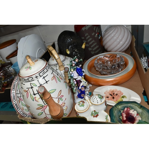 654 - TWO BOXES AND LOOSE CERAMICS AND GLASS WARES, to include two Moorcroft Pottery ashtrays in anemone (... 