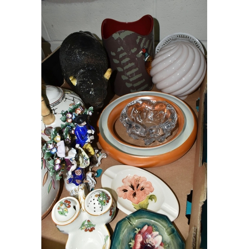 654 - TWO BOXES AND LOOSE CERAMICS AND GLASS WARES, to include two Moorcroft Pottery ashtrays in anemone (... 