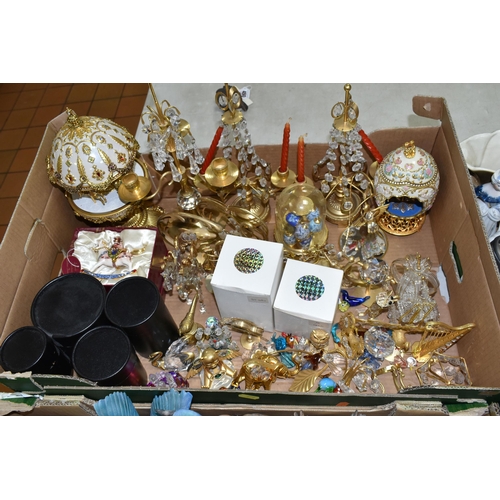 658 - FIVE BOXES OF CERAMICS AND OTHER ORNAMENTS, to include Hornsea Fauna vases, a Royal Adderley Blue Ti... 