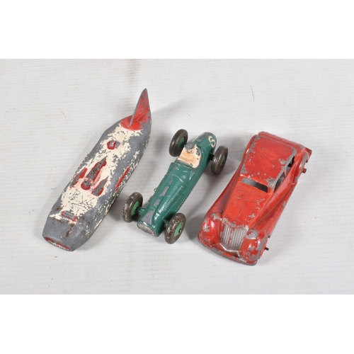 40 - A QUANTITY OF UNBOXED AND ASSORTED PLAYWORN DIECAST AND PLASTIC VEHICLES, to include Dinky Toys Rile... 