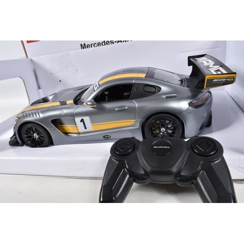 48 - A BOXED RASTAR MONDO MOTORS RADIO CONTROL MERCEDES-AMG GT3 RACING CAR, 1/14 scale, not tested but ap... 